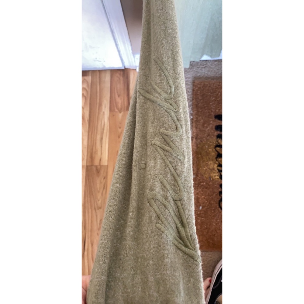 PINK shirt - Picture 2 of 2